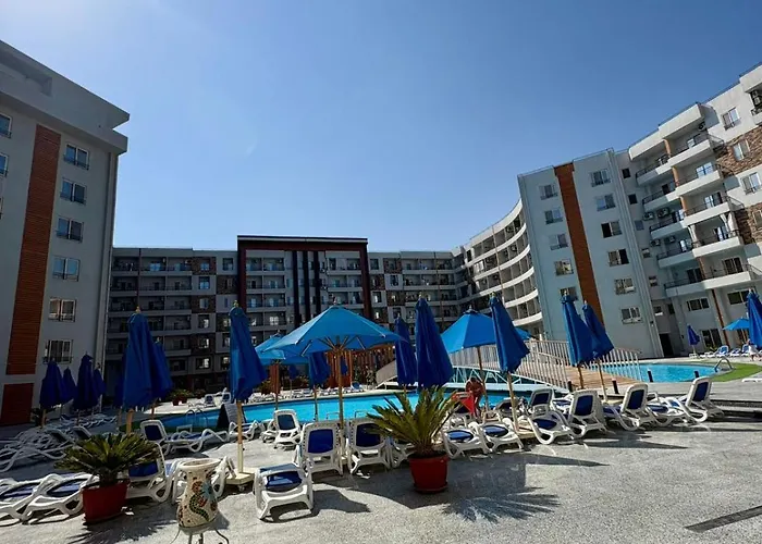 Tiba Golden Apartmanhotel