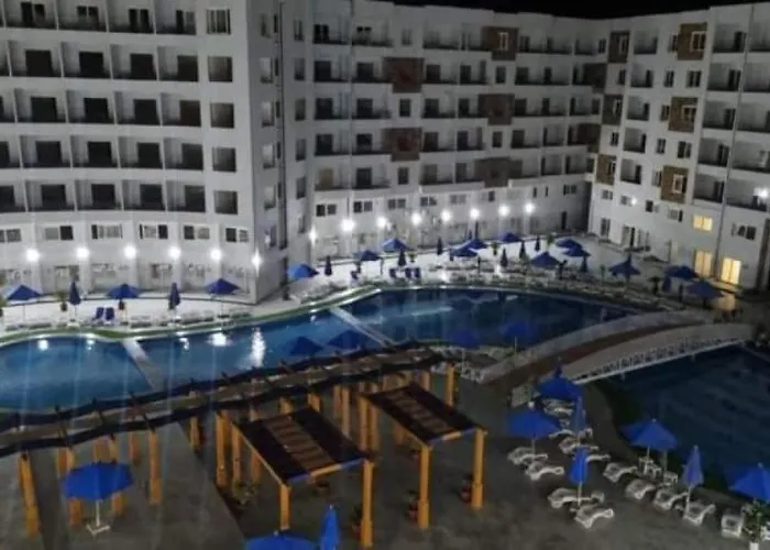 Tiba Golden Apartmanhotel *
